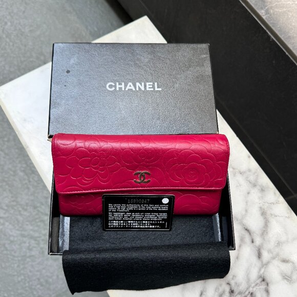 CHANEL Handbags - CHANEL Pink Camellia Lamb Leather Flap Wallet COA - Full Set